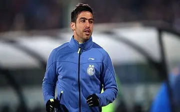 تبعید عجیب ستاره محبوب استقلال به سکوها