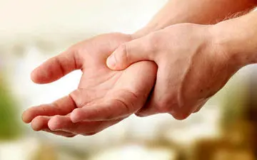 چرا دست‌های من لرزان هستند؟