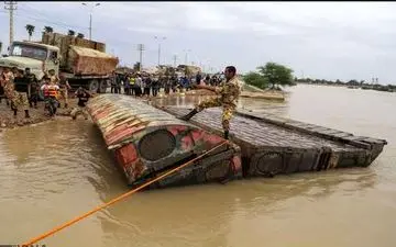 نصب پل شناور در خوزستان توسط نیروهای ارتش