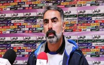 فکری: همه دست به دست داده اند که استقلال دچار مشکل شود