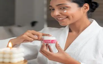 تفاوت بین کرم شب و کرم مرطوب کننده در مراقبت از پوست چیست؟| طریقه استفاده از کرم شب چگونه است؟
