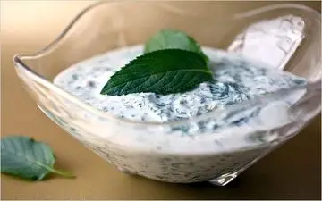 خوردن ماست با اسفناج کار درستی است ؟ 