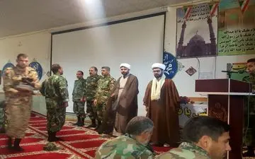 
برگزاری محفل انس با قرآن کریم  در تیپ 71 پیاده مکانیزه صاحب الزمان (عج)