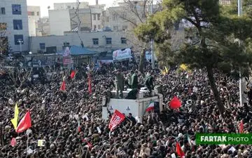 وداع با شکوه با سردار دلها/ حاج قاسم محبوب قلبها+فیلم