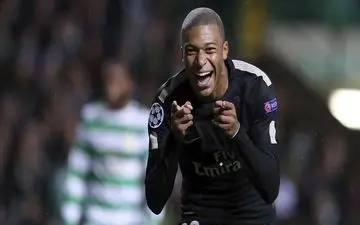 امباپه،بهترین بازیکن فصل لوشامپیونه