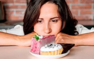  در ماه رمضان از خوردن این غذاها جداً خودداری کنید