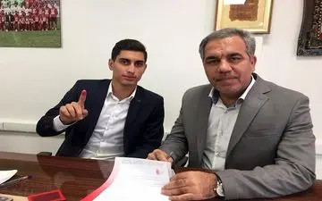 اولین خرید زمستانی پرسپولیس قراردادش را امضا کرد