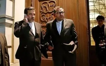 عراقچی و تخت‌روانچی برای شرکت در کمیسیون مشترک ایران و ۱+۵ وارد وین شدند 