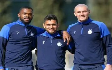 یامگا:ساپینتو مربی بسیار خوب و آدم خوبی است