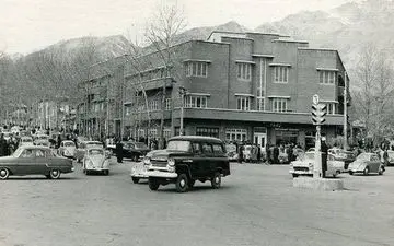 تصویری دیدنی از میدان تجریش 50 سال قبل!