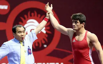 کشتی گیر طلایی ایران زیر تیغ جراحی 