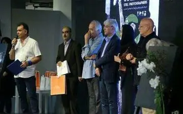 ضیافت فلاش ها به کام فوقانی شد