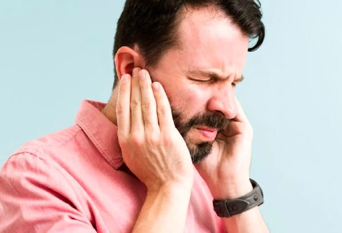 علت ابتلا به عفونت گوش خارجی چیست؟