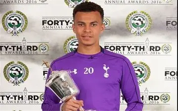 دله آلی قراردادش با تاتنهام را تمدید کرد 