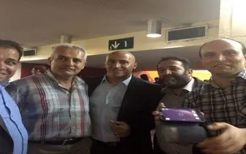 آبی و قرمز امروز از روحانی حمایت می‌کنند 