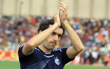 
8 شاکی با پیراهن استقلال خداحافظی می کند؟