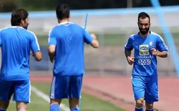  شجاعیان دوباره هافبک دفاعی می شود