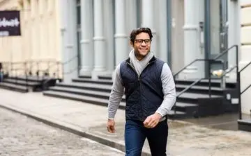 استایل راحت اما شیک؛ راهنمای کامل تیپ کژوال مردانه با جلیقه