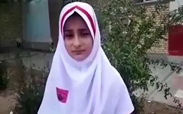 صحبت‌های دختر لالی درباره بوسیدن پرچم ایران