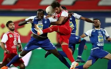 پرسپولیس به دنبال عکس گرفتن با جام هستند/ استقلال بزرگترین آسیب را از مسئولان سیاسی خورد 