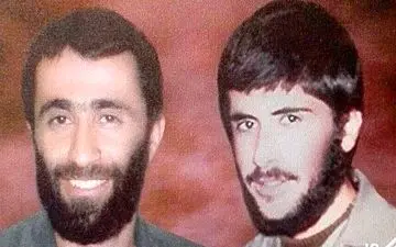 تواضع سردار سلیمانی در برابر مادر شهیدان حاجی‌بابایی +فیلم