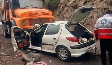 ۲ کشته و ۲ مصدوم در برخورد خودروی سواری با کامیون در جاده کندوان