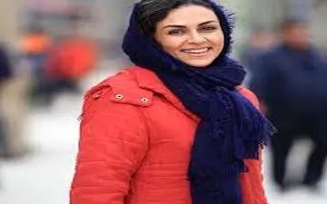 تیپ موتورسواری شیوا ابراهیمی در خانه فرهنگ رایزن