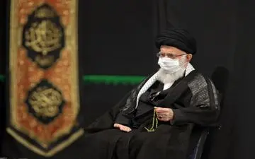 عزاداری شب عاشورای حسینی(ع) درحسینیه امام خمینی درحال برگزاری است