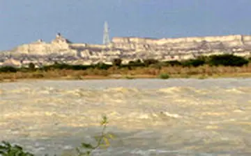 طغیان رودخانه خروشان در سیستان و پلوچستان