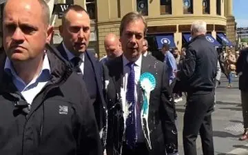 
شیوه متفاوت پذیرایی از یک سیاست مدار + فیلم