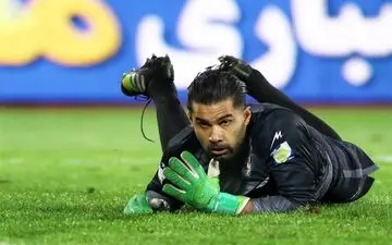 زنوزی، فروزان را از تراکتورسازی کنار گذاشت