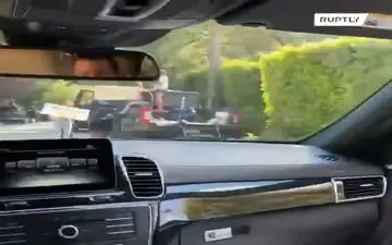 فیلم/ «سورپرایز» شدن دختر ١۵ ساله بعد از آخرین مرحله شیمی درمانی