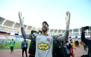 علیرضا بیرانوند حسابی برای سپاهانی ها کری خواند 