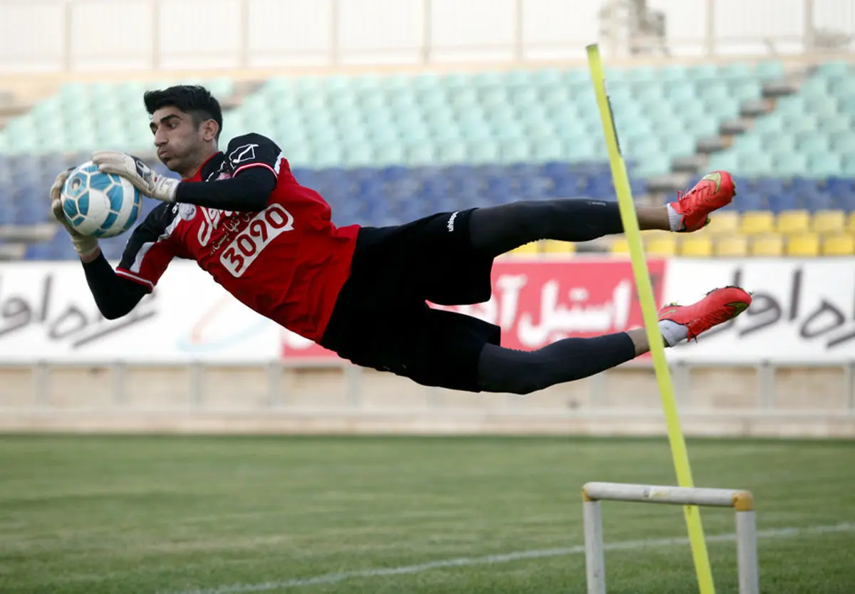 پرسپولیس به رابط فنرباغچه اعلام کرد: یک میلیون دلار هزینه رضایت نامه بیرانوند