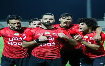 یک پرسپولیسی معادلات لوکادیا را بر هم زد