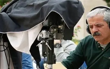 قاسم‌زاده: نسخه بهتر شدن حال مردم، فیلم کمدی نیست
