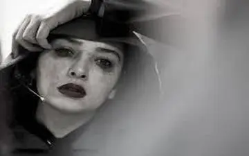 عکس عجیب و ترسناک خانم بازیگر در خارج از ایران