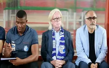 عصبانیت شفر از پرداخت نشدن مطالباتش