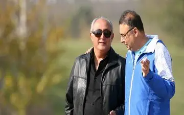 فریبا: استقلال یک گلر،هافبک و مهاجمی مثل اوساگونا می‌خواهد