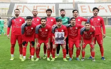 خداحافظی از لیگ یک، نزدیک‌تر از همیشه