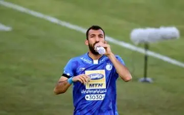 مدیر برنامه چشمی به باشگاه استقلال رفت