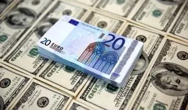 
افت خفیف دلار و یورو /پوند صعودی شد
