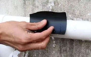 ۲ روش ساده برای تعمیر لوله بدون قطع جریان آب (ویدئو)