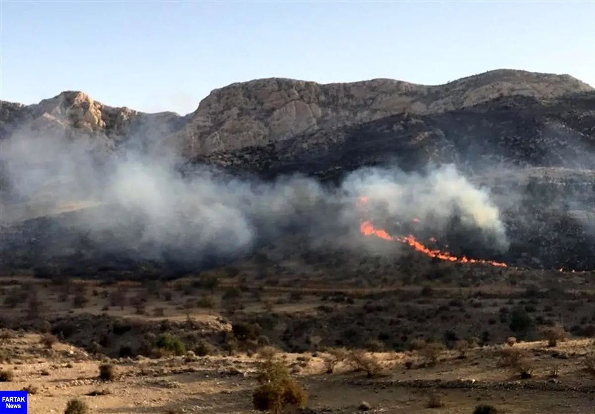  آتش سوزی در ارتفاعات برناج کرمانشاه همچنان ادامه دارد