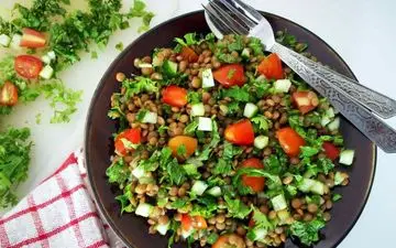 طرز تهیه سالاد تبوله عدس | سالاد مقوی و سالم!