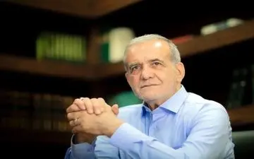 هندوانه‌خوری پزشکیان در مشهد

