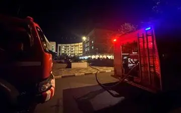 شب دلهره‌آور در قزوین؛ آتش‌نشانان خوابگاه دخترانه را نجات دادند+تصاویر