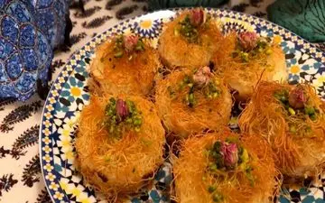 باقلوا شعریه ترکیه‌ای: طرز تهیه با طعم بی‌نظیر