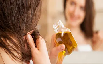 با این روغن های شگفت انگیز، به جنگ ریزش مو بروید!