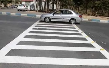  واکنش طنز عابران پیاده به رانندگان بی‌فرهنگ+فیلم